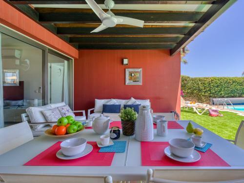 Special Villa With Private Heated Pool 8m X 4m And Bbq