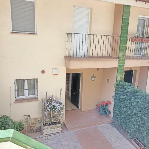 Casa Pareada Con Vistas Y Piscina Comunitaria