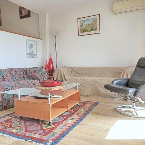 Casa Pareada Con Vistas Y Piscina Comunitaria