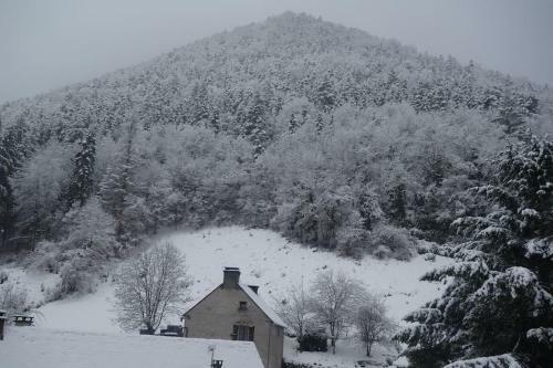 La Grange Du Charron De Guchen Proche Saint Lary.