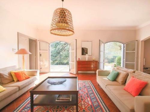 Cheerful Holiday Home In Grimaud With Private Pool