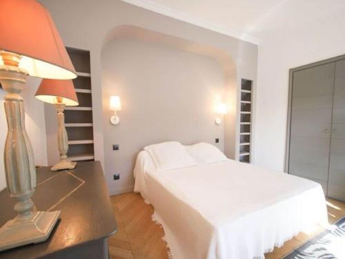 Cheerful Holiday Home In Grimaud With Private Pool