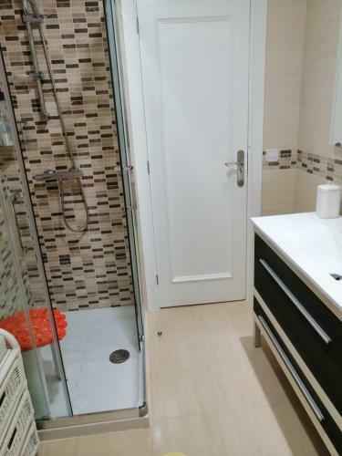 Apartamento En Calle Brasil Pr�ximo Al Corte Ingl�s