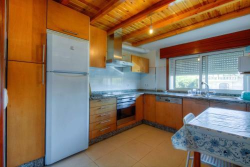 Apartamento Piso Alto En Casa Playa Samil
