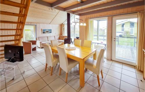 Nice Home In Rechlin With Sauna, Wifi And 2 Bedrooms