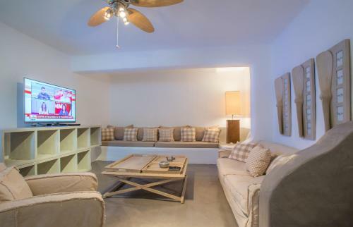 Villa Aelia Hospitality Paros