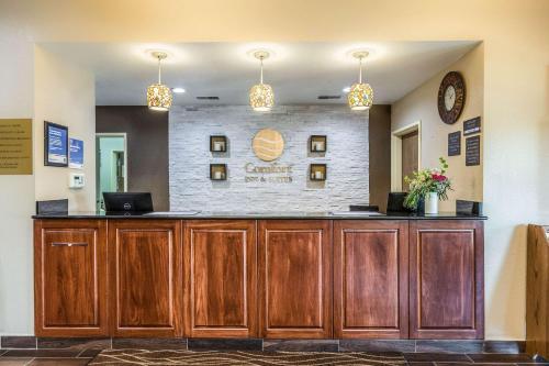 Hotel Baymont Inn & Suites - North Aurora