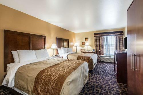 Hotel Baymont Inn & Suites - North Aurora