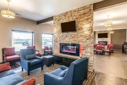 Hotel Baymont Inn & Suites - North Aurora