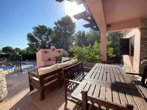 Villa Jessica With Air-conditioning & Private Swimming Pool