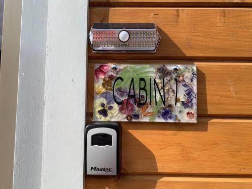 Duncairn Cabin 1 Dog Friendly And Mins From Town