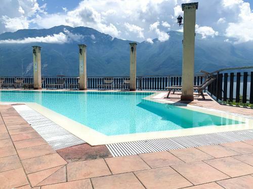 Hotel Castell - Montagnoli Group
