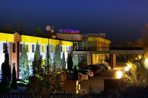 Hotel 500 W Strykowie