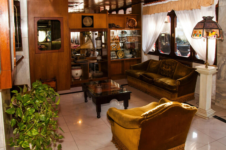 Tomaso Di Savoia Hotel