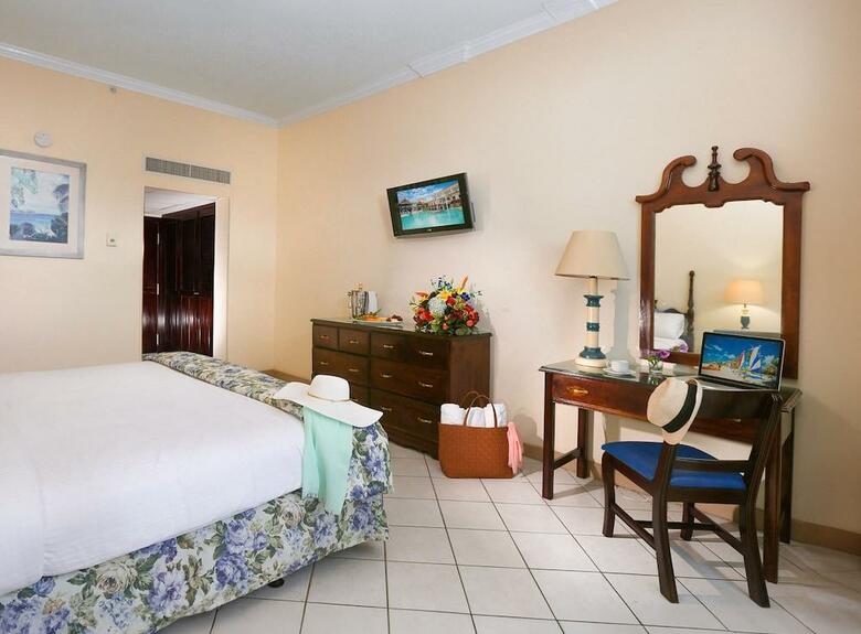 Hotel Superclubs Breezes Bahamas