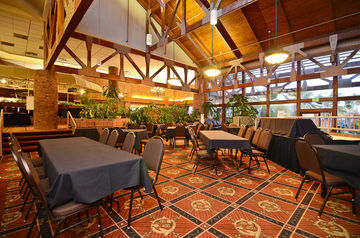Hotel Lexington& Conference Center