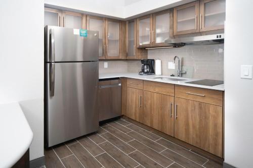 Staybridge Suites Florence - Cincinnati South, An Ihg Hotel