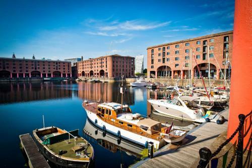 One Bedroom Apartment In The Heart Of Liverpool