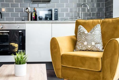 Charming 3bed Manhattan Style Apt With Large Roof Terrace, Parking And Netflix