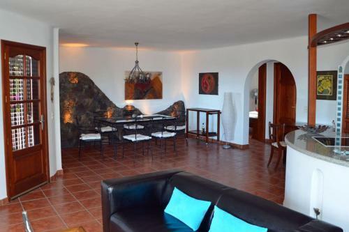 Home Casa Sue�o In The Village Of Mala