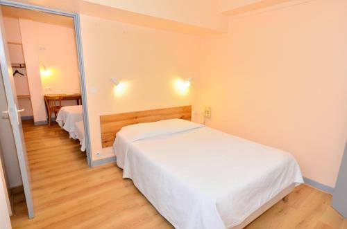 Hotel H�tel De L'ours