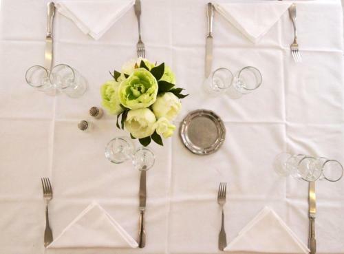 Hotel H�tel De L'ours