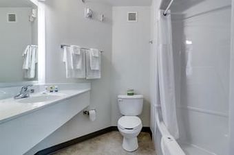 Motel 6 Saskatoon