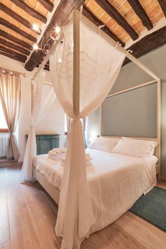 Bed & Breakfast Drogheria E Locanda Franci
