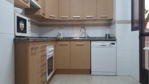 Apartamento Jardines Del Litoral Momas Homes