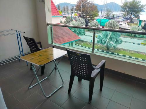 Hotel Oyo Home 90530 Vrao's H'stay