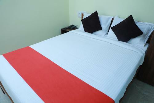 Hotel Monarch Stays Gandhi Nagar