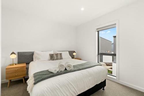 Wanaka Riverside - Albert Town Holiday Home