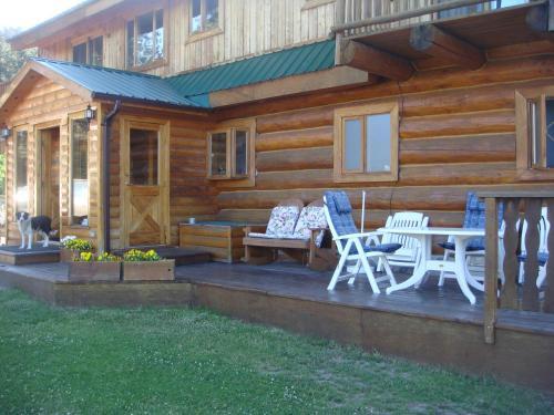 Wildhorse Mountain Guest Ranch Bed & Breakfast