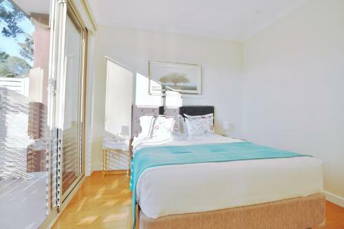 Luxury And Thoughtful Townhouse In Box Hill