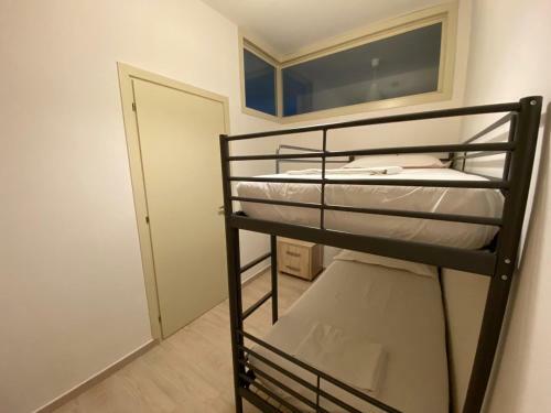 Sara Apartments