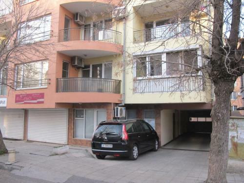 Sea Garden Lazur Apartment