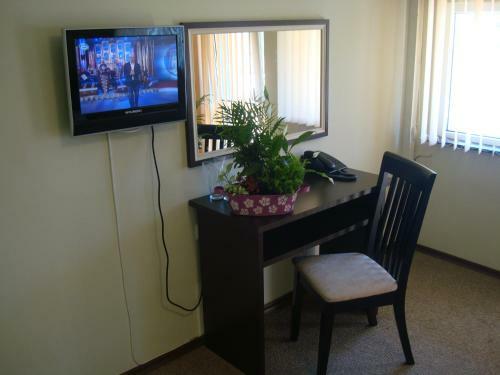 Hostal Guest House Lazur