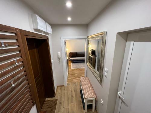 ?????????? ??? / Hay Apartment