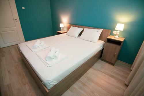 Space Of Arts - Two-bedroom Apartment With Balcony