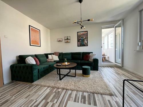 Apartment Near Old Town