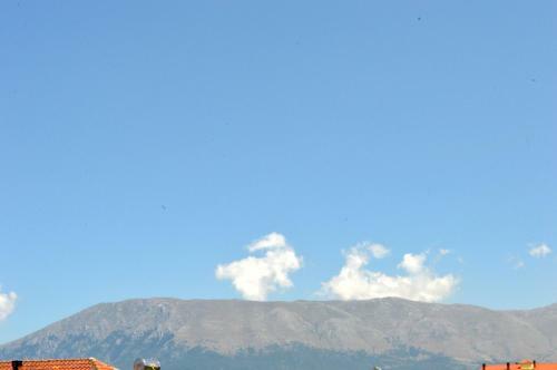 Hostal Rent Rooms Villa Ismolli