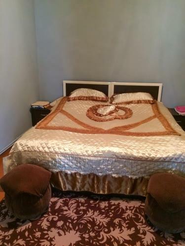Hostal Tatev Emma B&B