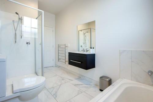 Coastal Villa - Napier Holiday Home