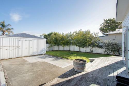 Coastal Villa - Napier Holiday Home