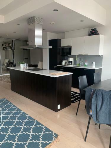Very Nice Apartment Nearby The Sea