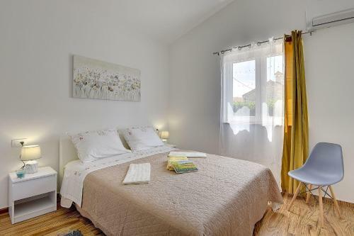 Villa Mit Pool Und Klimatisierten Schlafzimmern