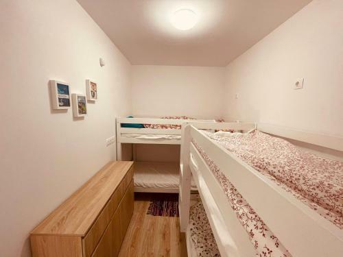 Ponton Resort 04 Apartman