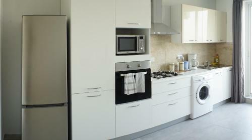 Wonderful Apartments With Shared Jacuzzi And Panorama Rooftop