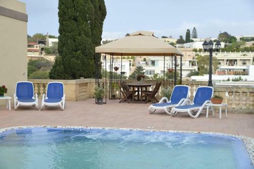 Apartamento Cheerful 5-bedroom Villa With Pool