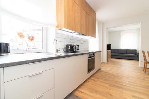 Top Street One Apartments, By Cohost